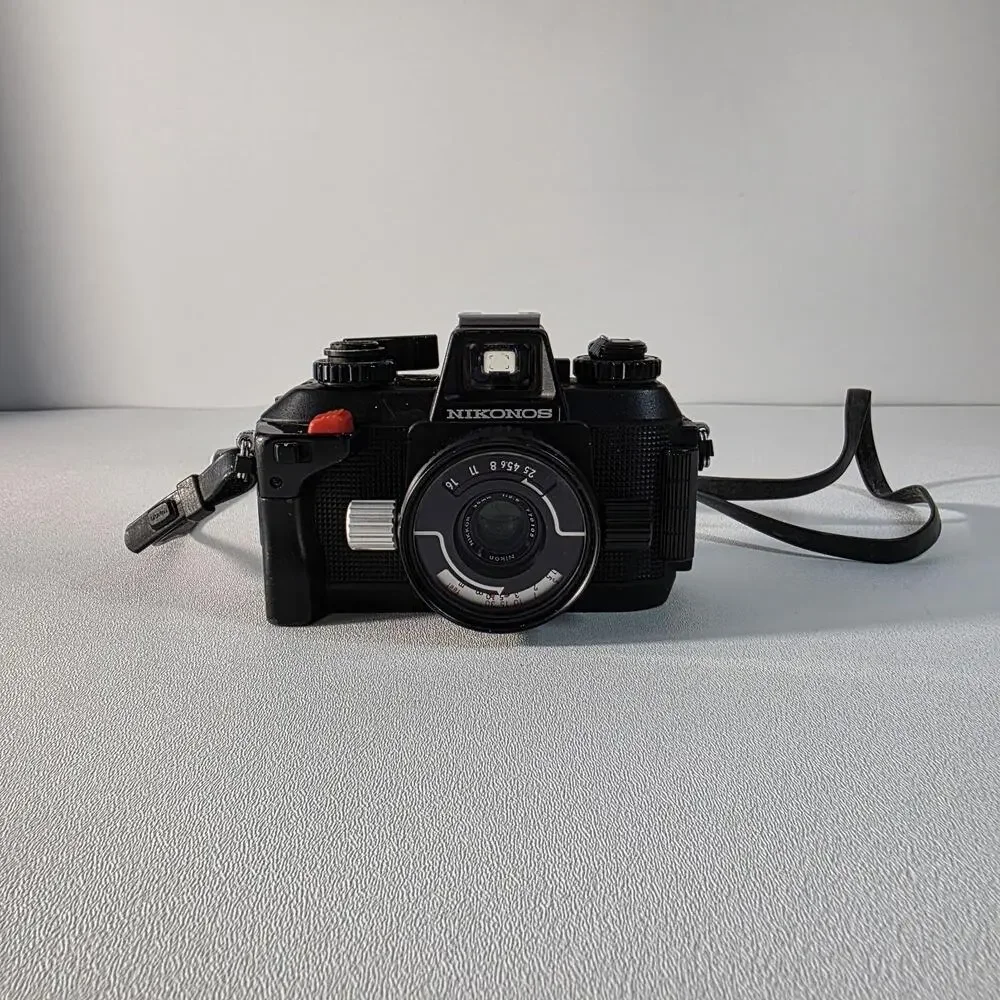 Nikonos IV-A Camera 35mm F2.5 Lens 770105 Untested